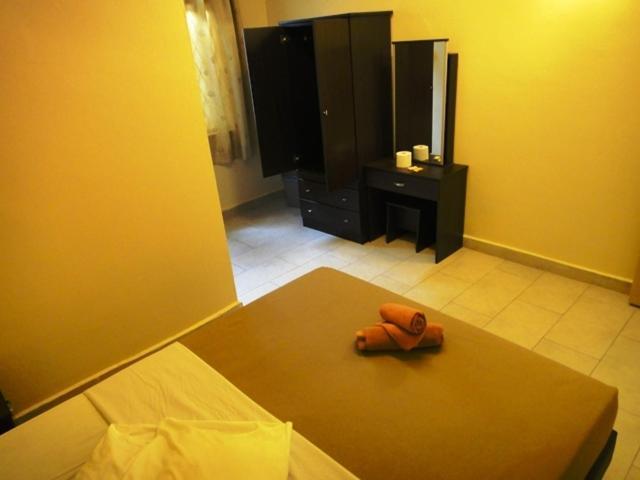 Eight Mentigi Guesthouse Cameron Highlands Pokój zdjęcie